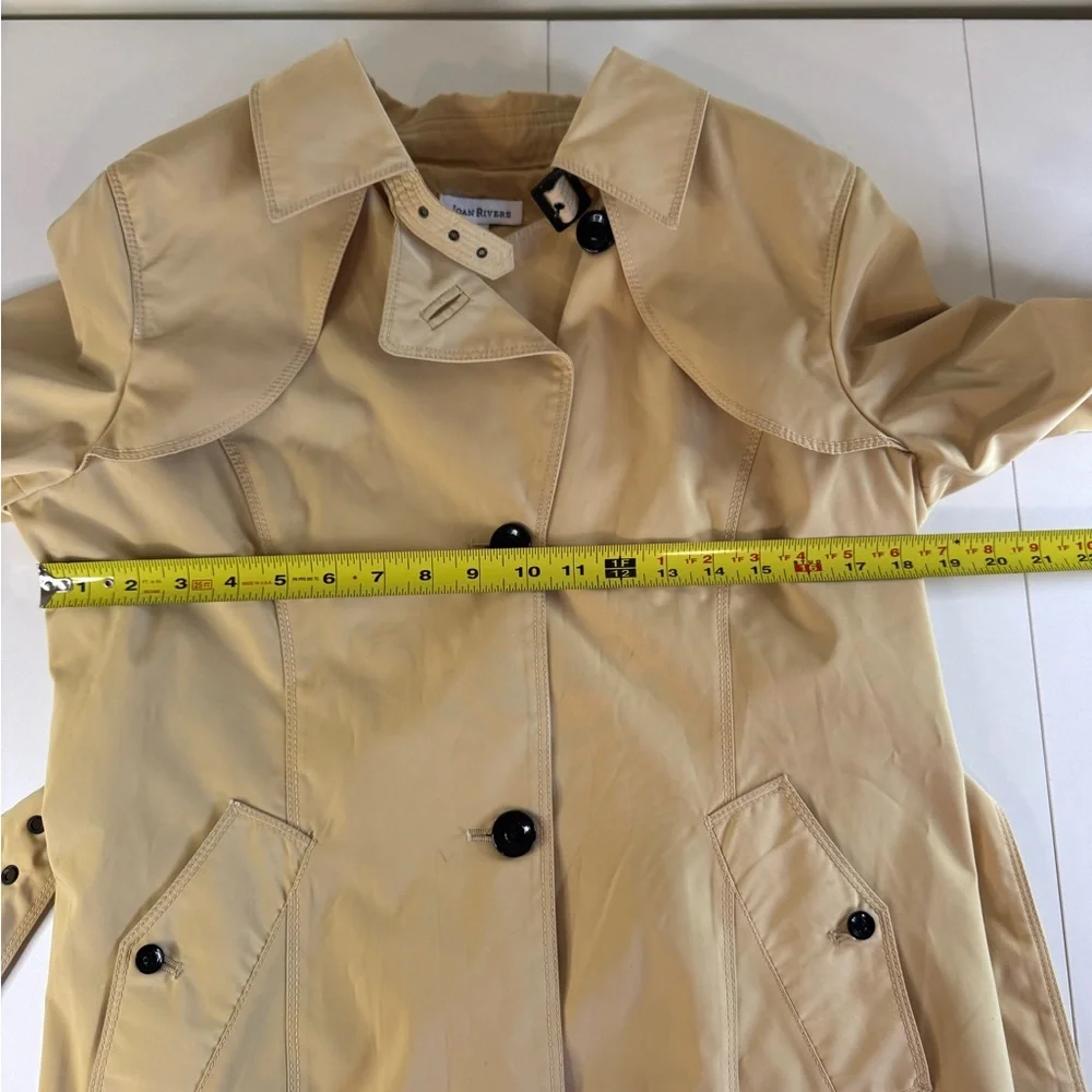 Joan Rivers Trench Rain Coat Beige Womens Small Button Front Pockets Belt Loops - Picture 9 of 14
